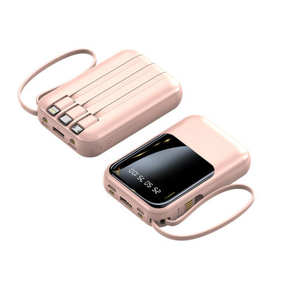 Steckdose Standard 10000mAh Mini Power Bank LED-Display-Ladegerät mit 4 Kabeln