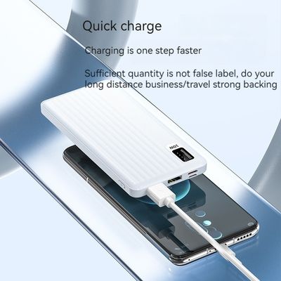 10W Ausgangsleistung Micro USB Eingangsschnittstelle Ultra Slim 10000mah Power Bank für iPhone 15